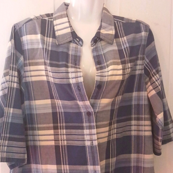 Ms Lee women's size small button-up blouse blue and white plaid stripes - Picture 3 of 6